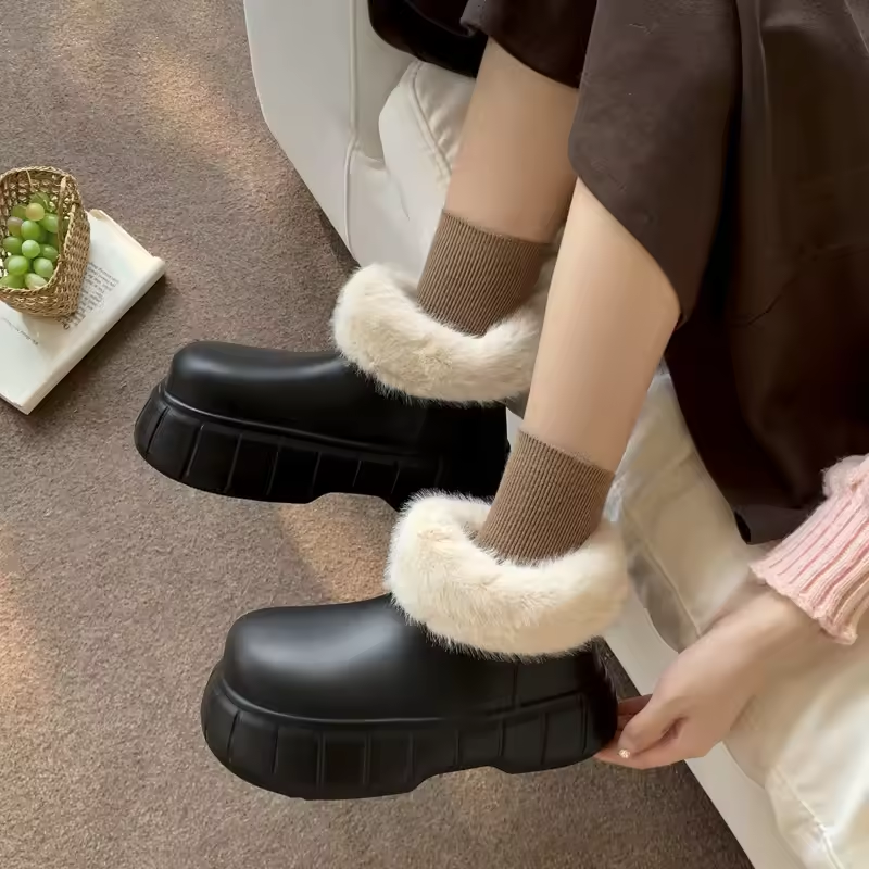 Women Winter Designer Luxury Snow Booties Fluffy Shoes